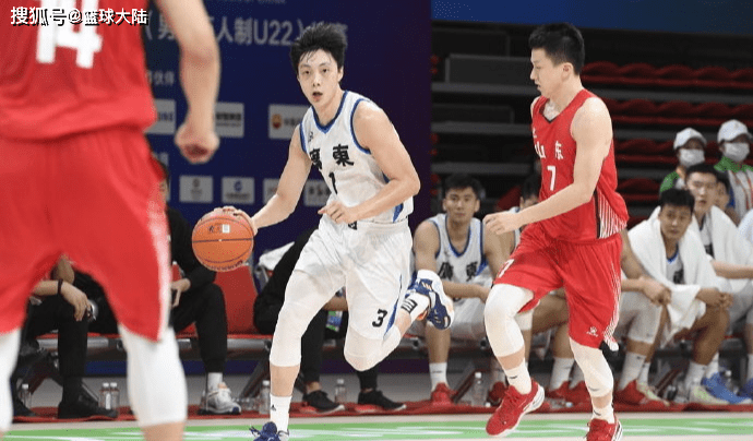 广东男篮蓄势待发，展现篮球魅力——最新直播消息速递