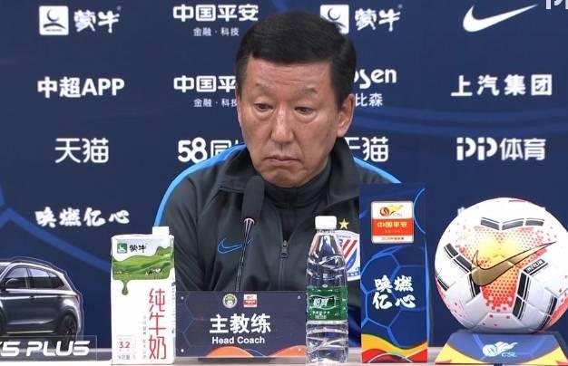 崔康熙遭禁赛六场，赛场风云与小巷独特风味之间的故事