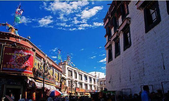 中国最新一线城市，变化、学习与自信的力量展现新面貌