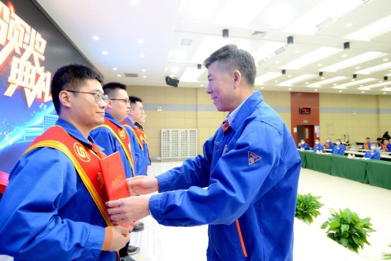 薛之谦最新歌曲，音乐潮流领跑者的新篇章