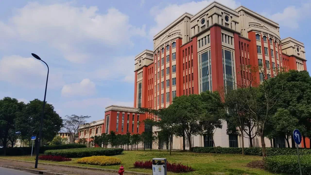 中国大学最新排行榜详解，排名、评估及申请指南
