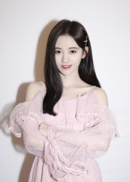 鞠婧祎最新图片欣赏与获取指南