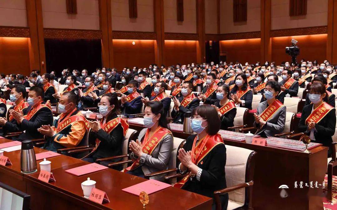 最新疫情防控部署会议，变化带来自信与成就，共同前行迎胜利之路