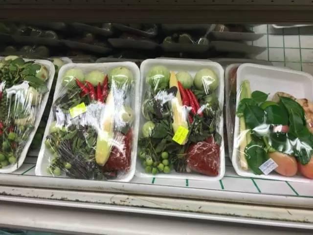 新加坡自助餐海鲜最新动态，新鲜海鲜盛宴持续更新中