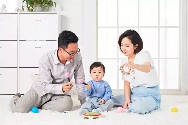 孙女是爷爷的最新学习成就与自信之源，学习变化中的自信与成就感