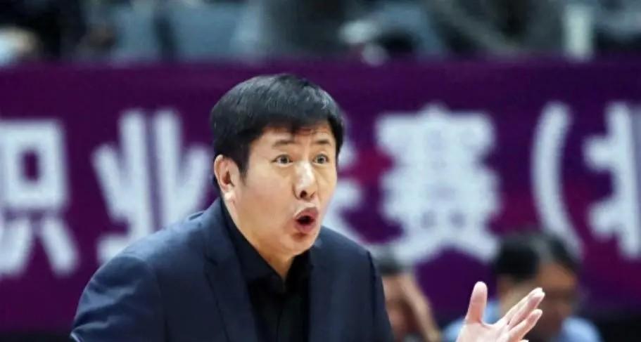 学习变革新动态，自信闪耀，开启无限可能之旅！