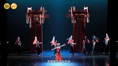 电视剧浮沉，成长与自信的力量在变化中的展现
