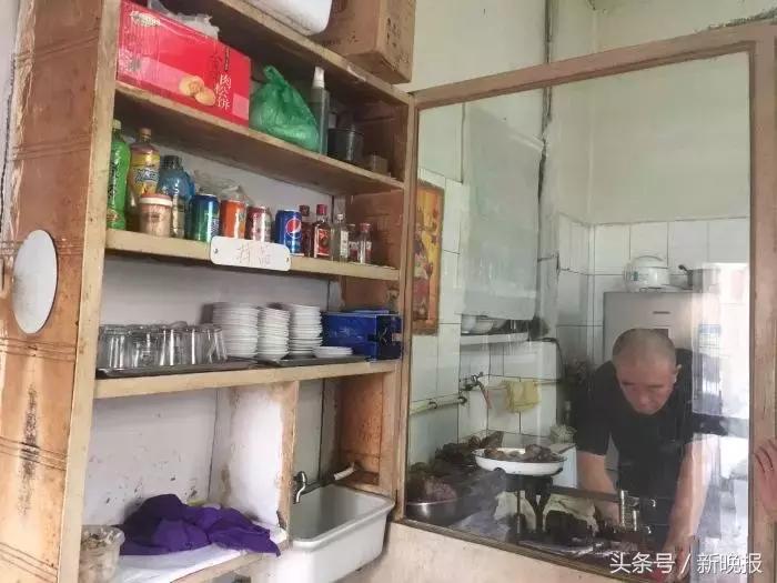 动漫太阳，小巷深处的特色小店探秘之旅