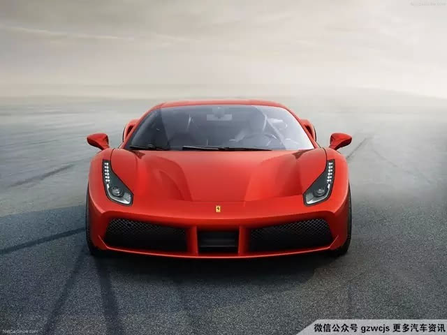 法拉利最新跑车，速度与艺术的极致融合