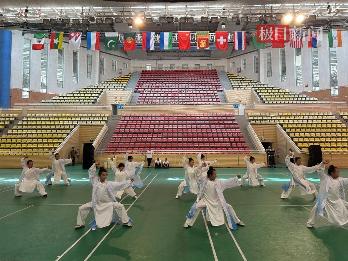 武当武术海内外推广中心授牌仪式盛大举行，授牌指南与全球推广之旅启程