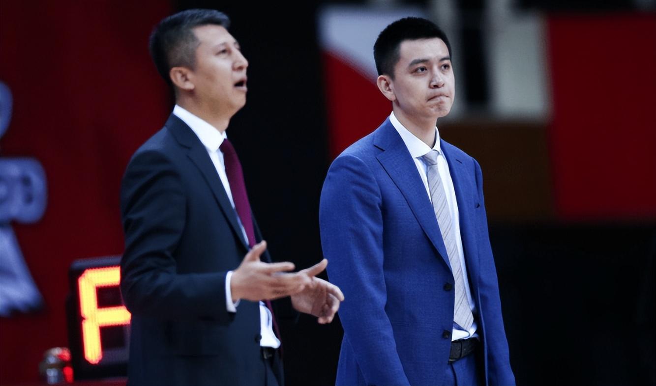 智能运动新纪元下的篮球奇迹，崔永熙压哨三分轰进科技赋能篮球梦想时刻