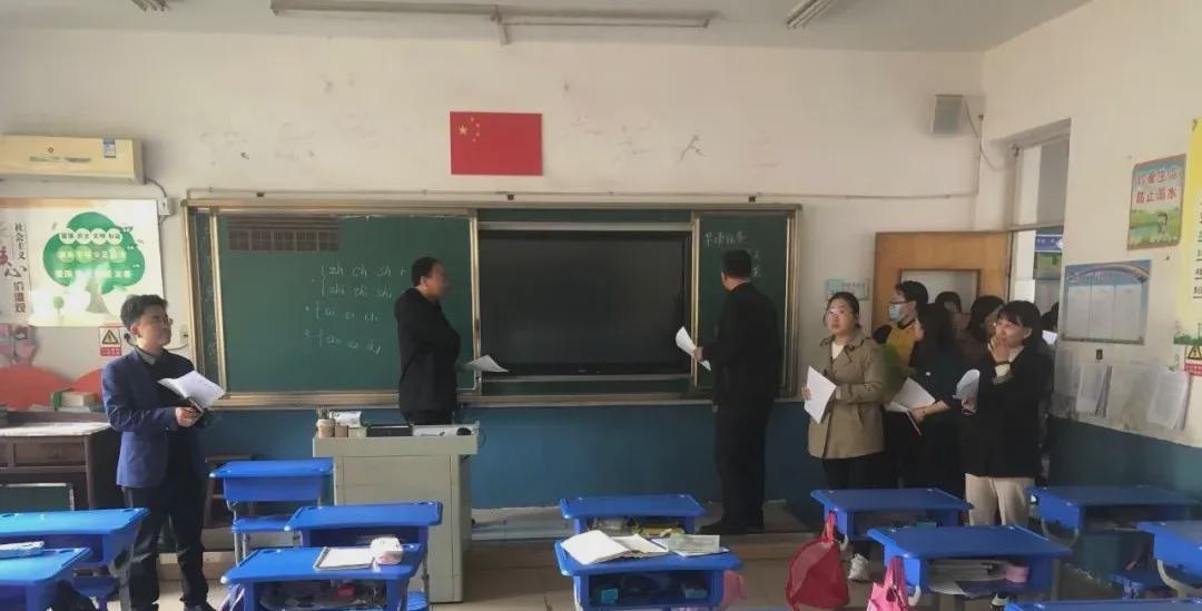 胶州新闻最新动态，城市角落的温馨日常与深厚友情的见证