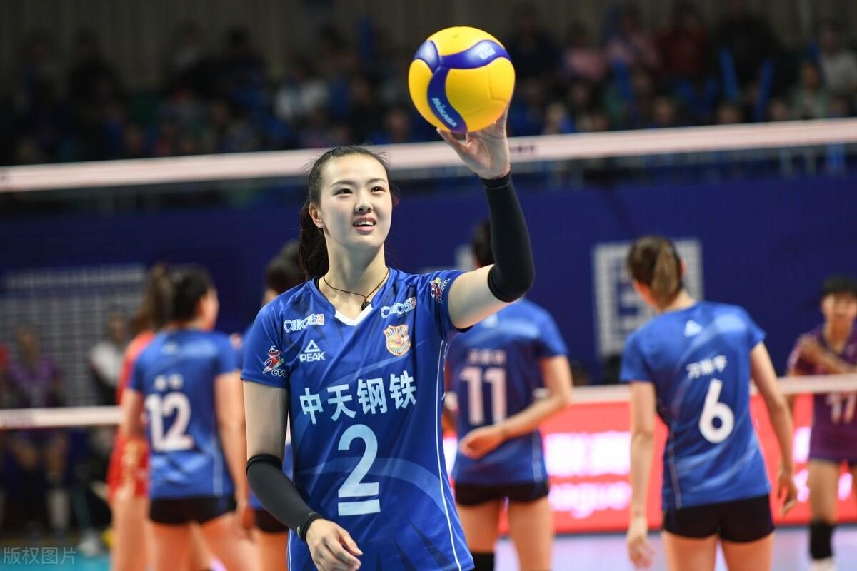 今日女排朱婷，球场明星与温暖阳光的生活轨迹